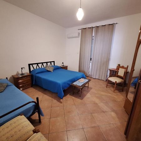 Casa Vacanze Zaccaro تروبيا الغرفة الصورة